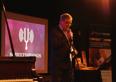 12325615_10208204766708003_1217666245_o